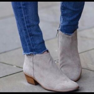 Sam Edelman Petty gray suede ankle booties 7